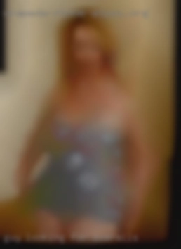 Guy looking for couples in overalls or women.
