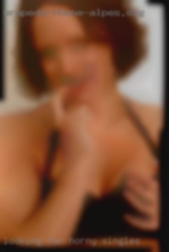 Looking horny singles for NSA FUN, safe playtime.